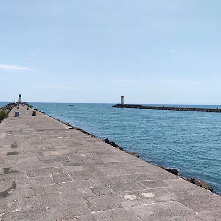 Entre Et Riviere Agde