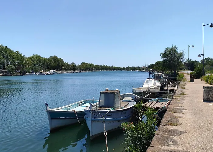 Entre Et Riviere Agde